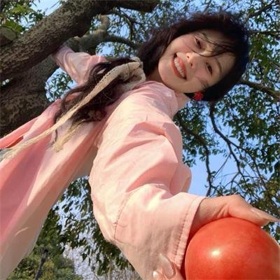 在那河畔青草青